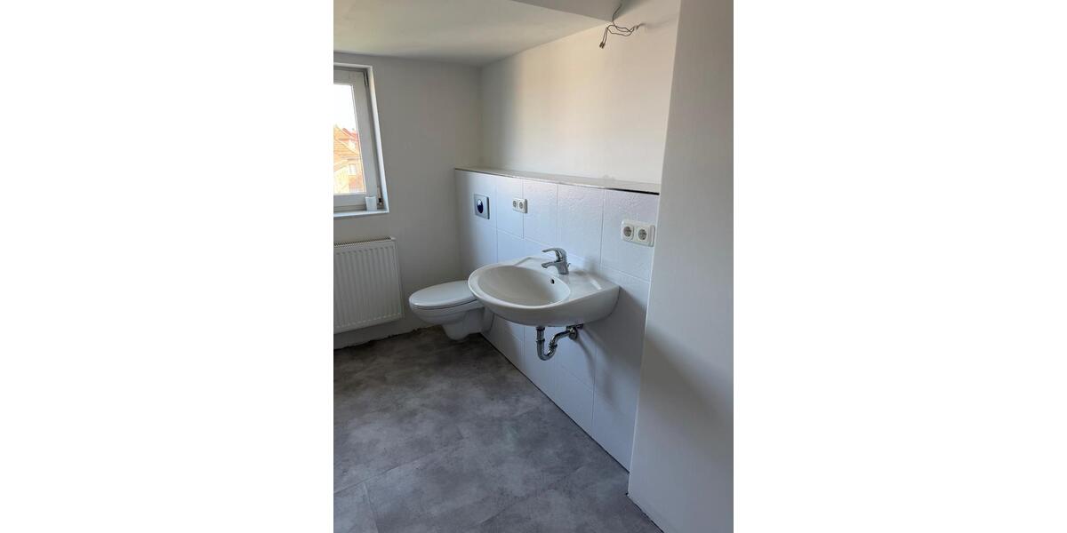 Dachgeschoßwohnung Güstrow - 2 Zimmer, 68 m&sup2;, 544&euro; | Angebot:26705583