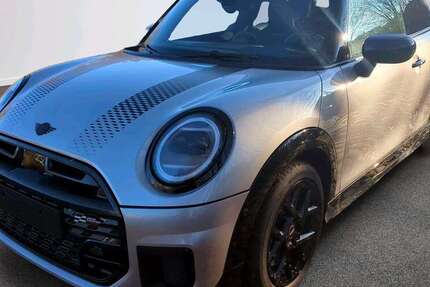 Mini Cooper C 5.011 km 29.944 &euro; München 80788