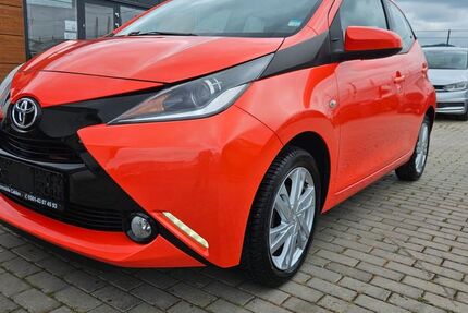 Toyota Aygo (X) 123.570 km 6.250 &euro; Calden 34379