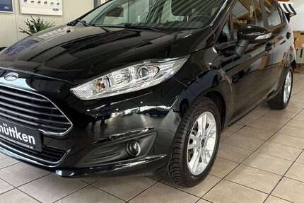 Ford Fiesta 62.050 km 8.490 &euro; Ibbenbüren 49477