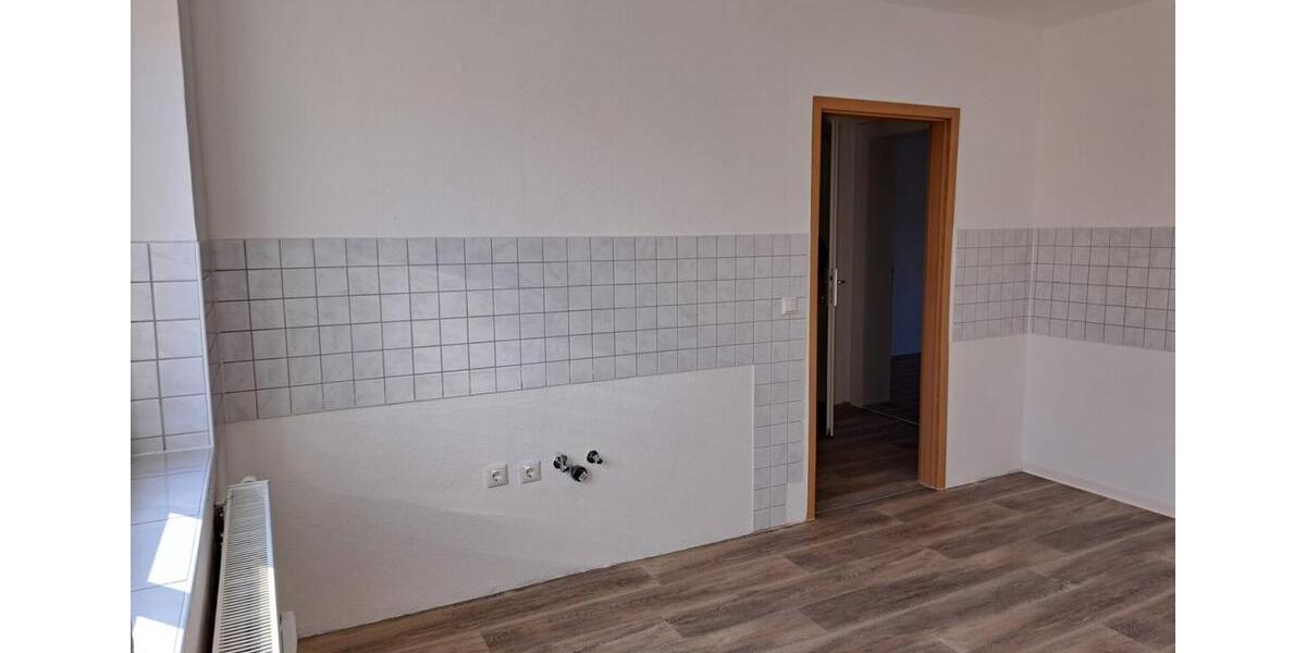 Etagenwohnung Senftenberg - 2 Zimmer, 48 m&sup2;, 300&euro; | Angebot:25960015