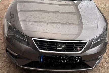 Seat Leon 256.929 km 6.600 &euro; Mönchengladbach 41068