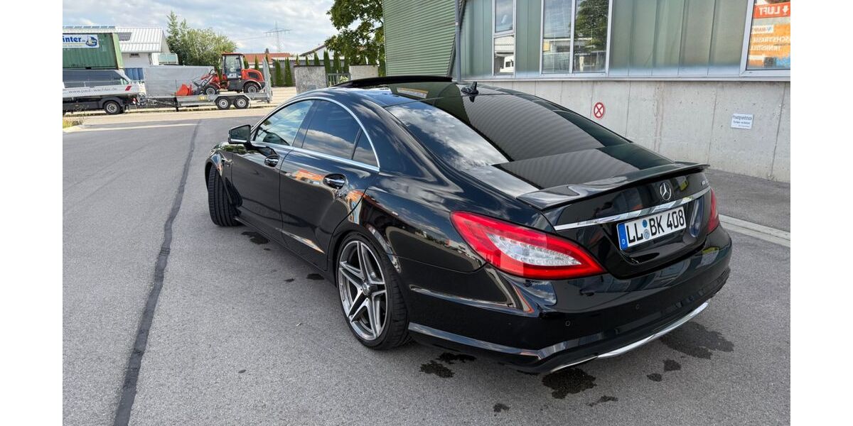 Mercedes-Benz CLS 500 196.000 km 15.900 &euro; Fuchstal leeder 86925