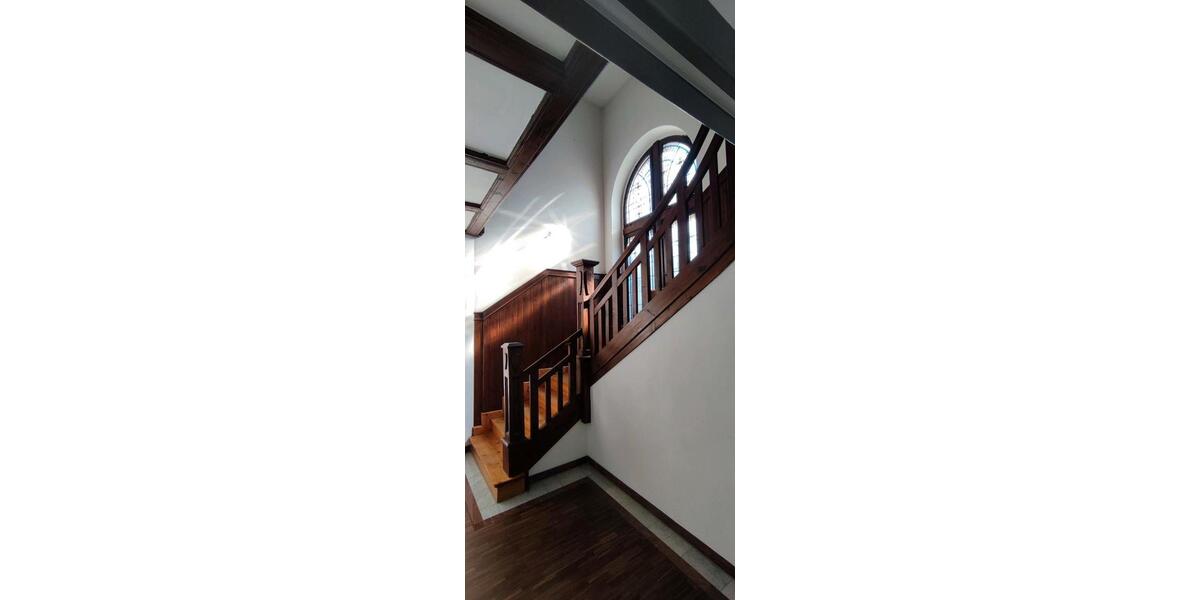 Villa Waldheim - 7 Zimmer, 293 m&sup2;, 399.500&euro; | Angebot:25883308