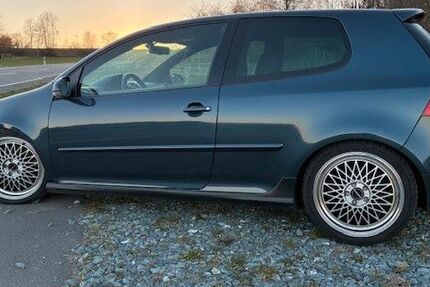 VW Golf 186.600 km 6.989 &euro; Stammbach 95236