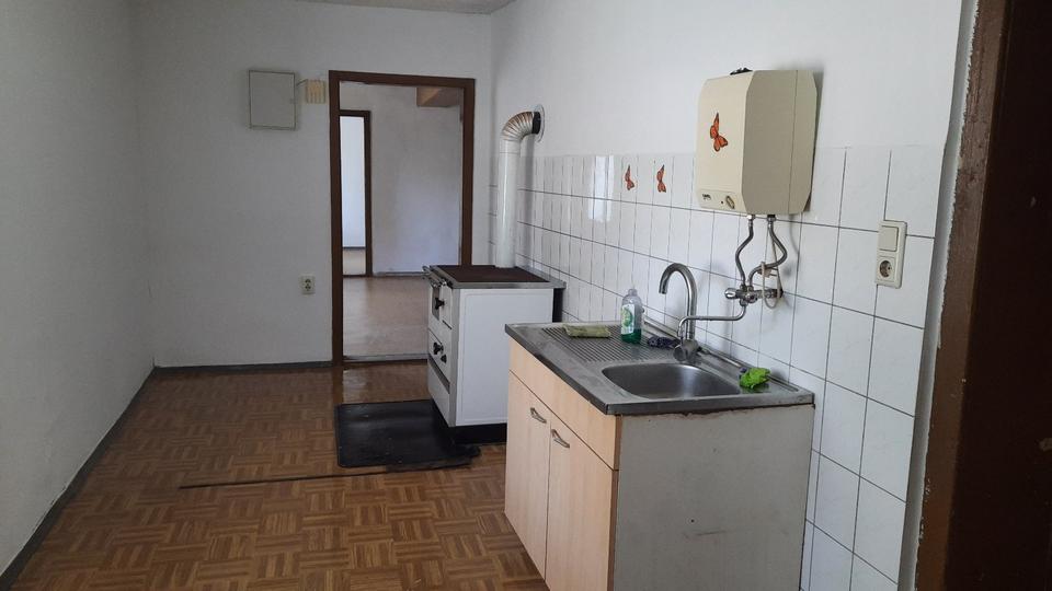 Erdgeschoßwohnung Salzatal - 3 Zimmer, 79 m&sup2;, 280&euro; | Angebot:25637923