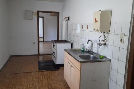 Wohnung Salzatal - 3 Zimmer, 79 m&sup2;, 280&euro; | Angebot:25637923