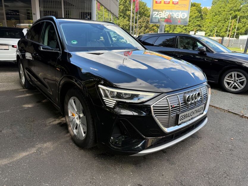 Audi e-tron 78.400 km 32.950 € Nürnberg 90475