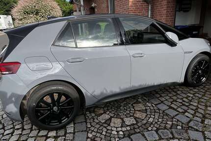 VW ID.3 40.500 km 20.600 &euro; Wehretal 37287