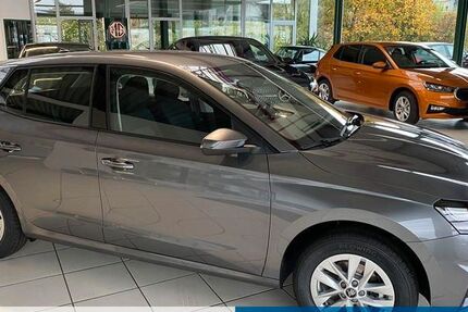 Skoda Fabia 8.500 km 20.980 &euro; Kreuztal 57223