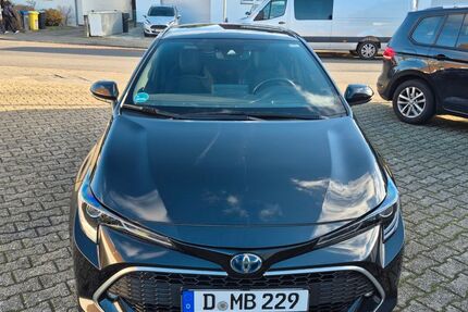 Toyota Corolla 34.047 km 22.900 &euro; Düsseldorf 40627