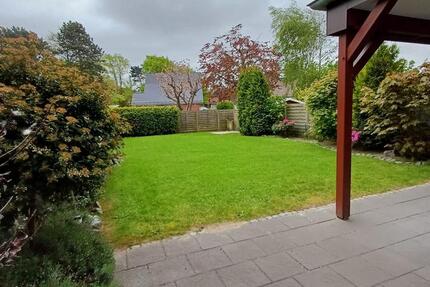Geschmackvolle 2,5-Raum-Terrassenwohnung mit Garten, Stellplatz