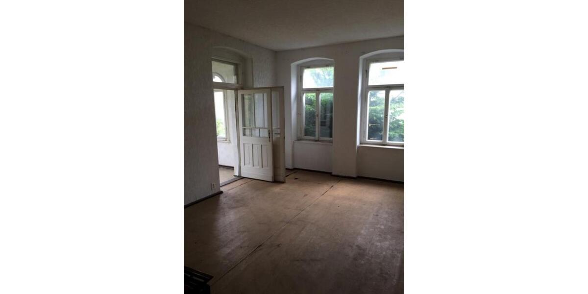 Etagenwohnung Zittau - 18 Zimmer, 500 m&sup2;, 20.000&euro; | Angebot:25429038