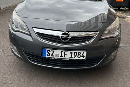 Opel Astra 236.000 km 2.999 &euro; Braunschweig 38102