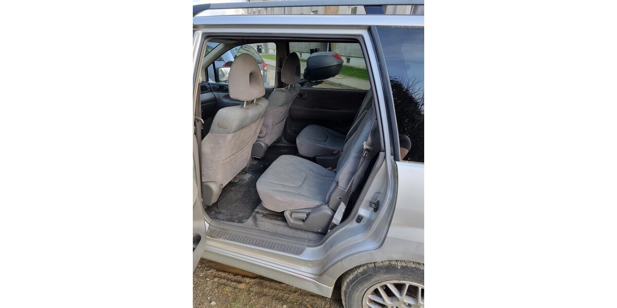 Mitsubishi Space Wagon 214.000 km 1.500 &euro; Veelböken/Frauenmark 
