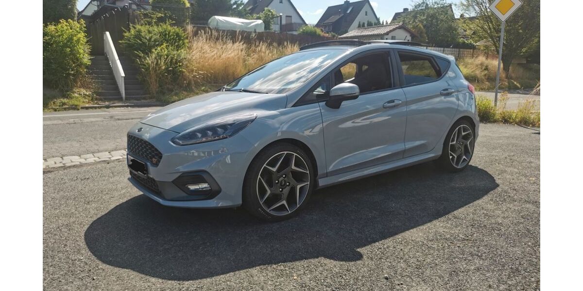 Ford Fiesta 46.000 km 15.500 &euro; Neustadt bei Coburg 96465