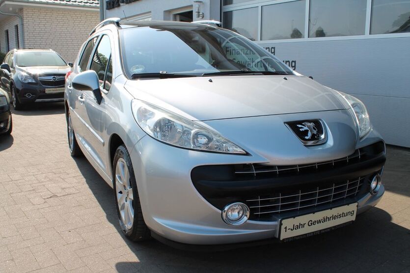 Peugeot 207 87.000 km 4.888 € Rastede 26180