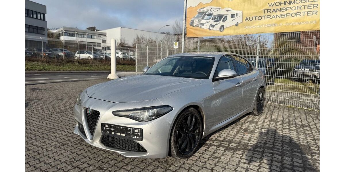 Alfa Romeo Giulia 152.780 km 14.990 &euro; Würzburg 97076