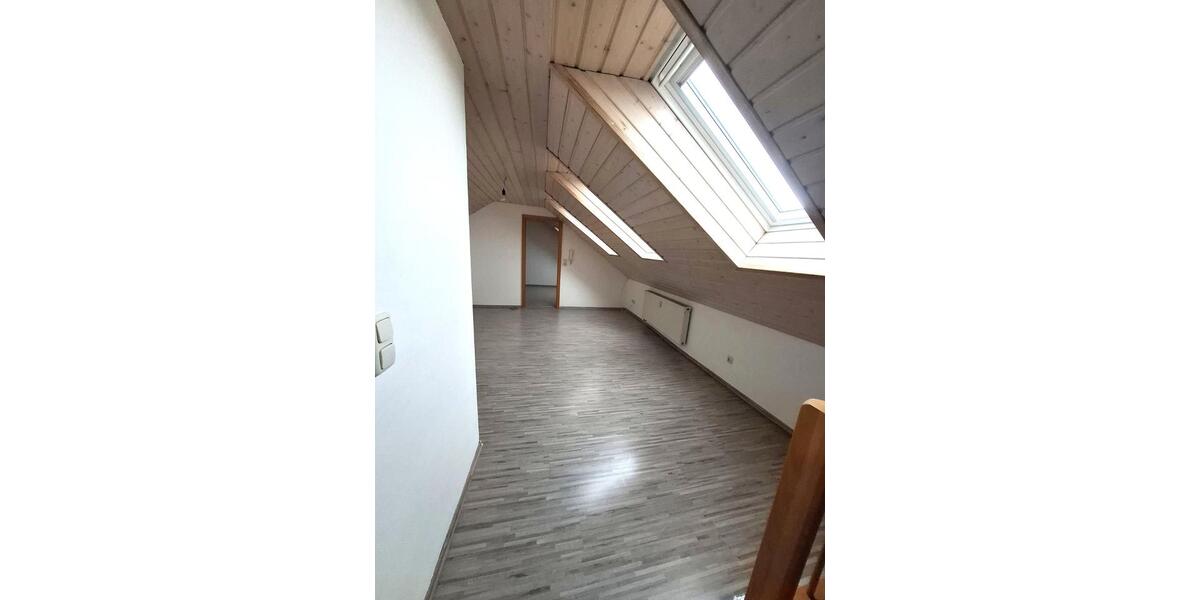 Maisonettenwohnung Deggendorf - 2.5 Zimmer, 77 m&sup2;, 245.000&euro; | Angebot:26888075