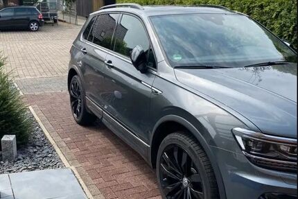 VW Tiguan 129.000 km 18.880 &euro; Weisel 56348
