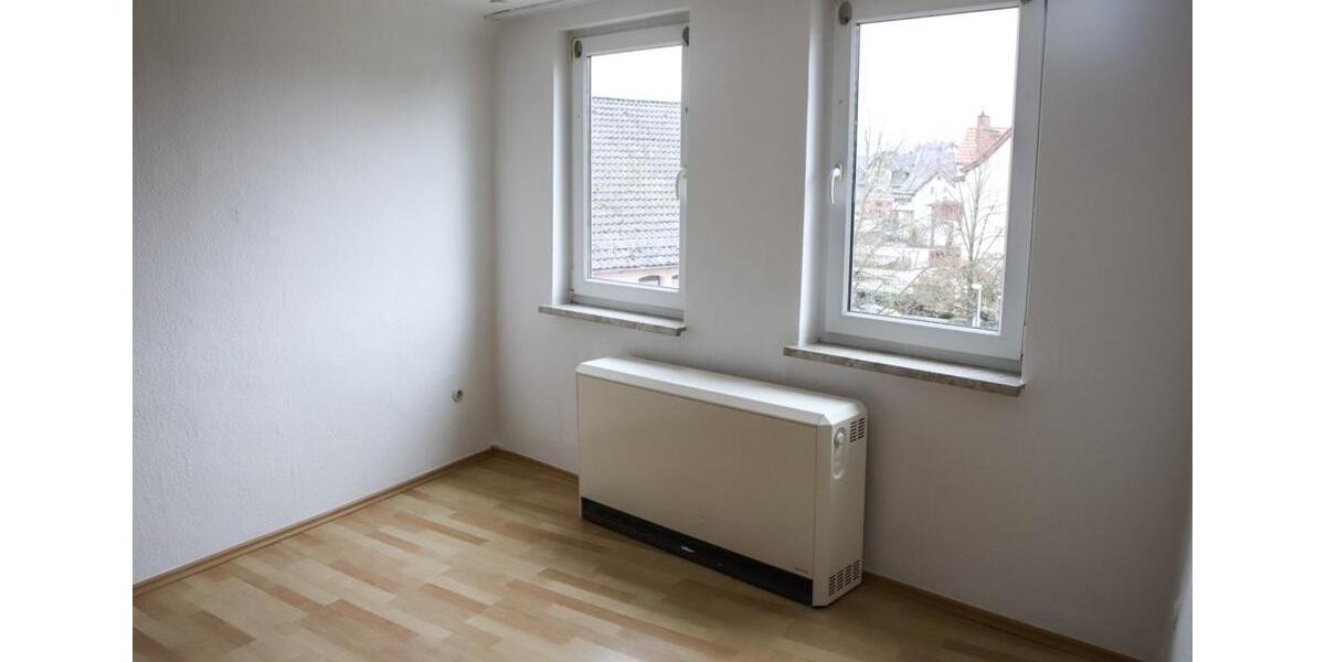 Dachgeschoßwohnung Neustadt bei Coburg - 2 Zimmer, 63 m&sup2;, 440&euro; | Angebot:24953179