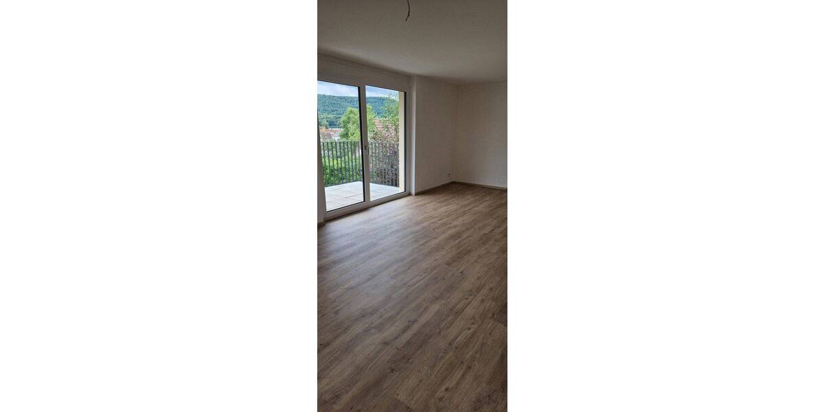 Etagenwohnung Aalen - 2 Zimmer, 72 m&sup2;, 1.090&euro; | Angebot:26851495