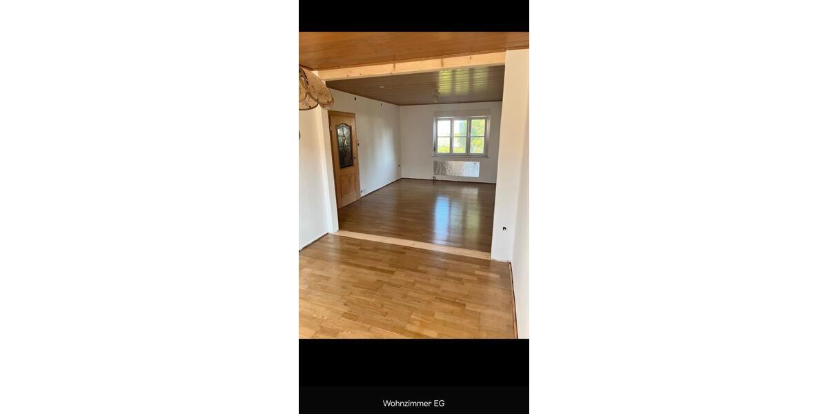 Reihenhaus Sonneberg - 5 Zimmer, 110 m&sup2;, 1.000&euro; | Angebot:24754381