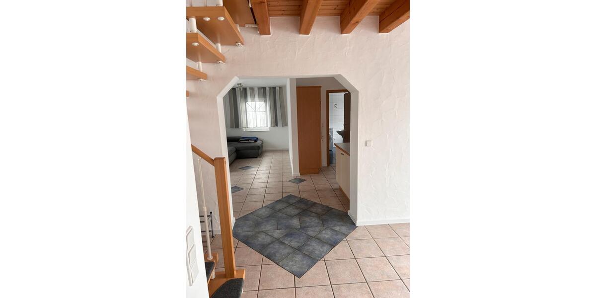 Doppelhaushälfte Ansbach - 3.5 Zimmer, 82 m&sup2;, 1.300&euro; | Angebot:25389367