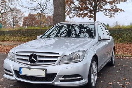 Mercedes-Benz C 250 195.000 km 7.900 &euro; Bremen 28759