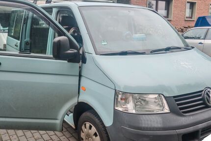 VW T5 Transporter 275.000 km 7.999 € Hövelhof 33161
