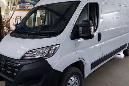 Opel Movano 2.000 km 29.900 € Oschersleben 39387