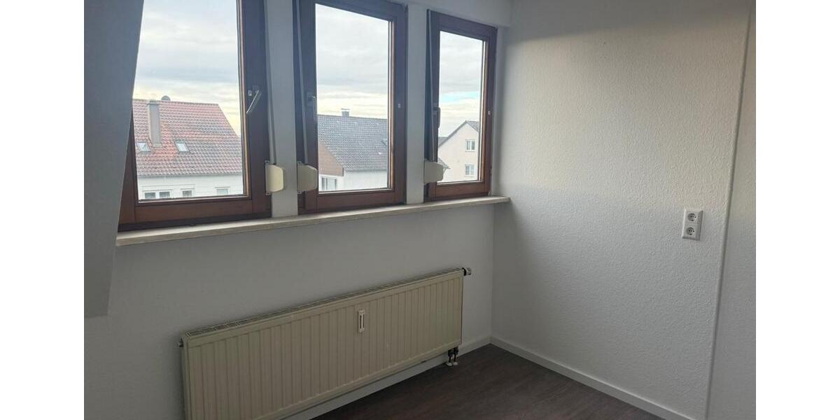 Mehrfamilienhaus, Wohnhaus Ludwigsburg Hoheneck - 3 Zimmer, 75 m&sup2;, 1.090&euro; | Angebot:24887809