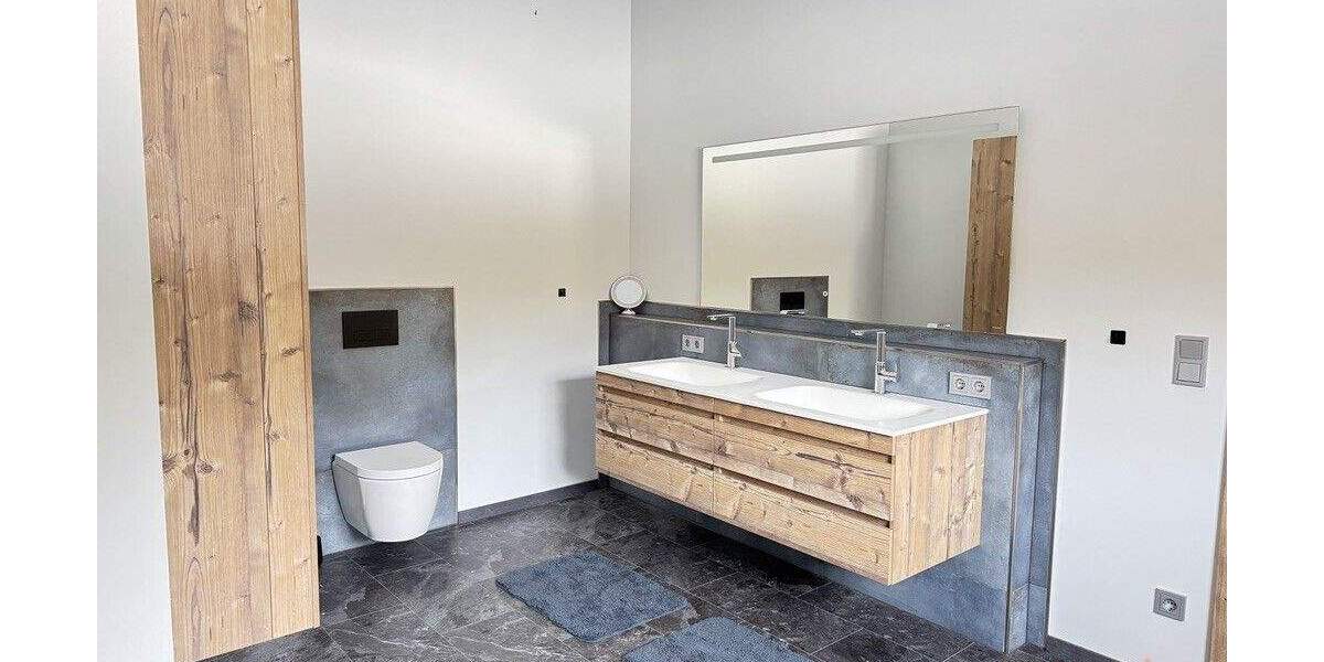 Einfamilienhaus Haundorf / Obererlbach Obererlbach - 9 Zimmer, 327 m&sup2;, 1.089.000&euro; | Angebot:25835799