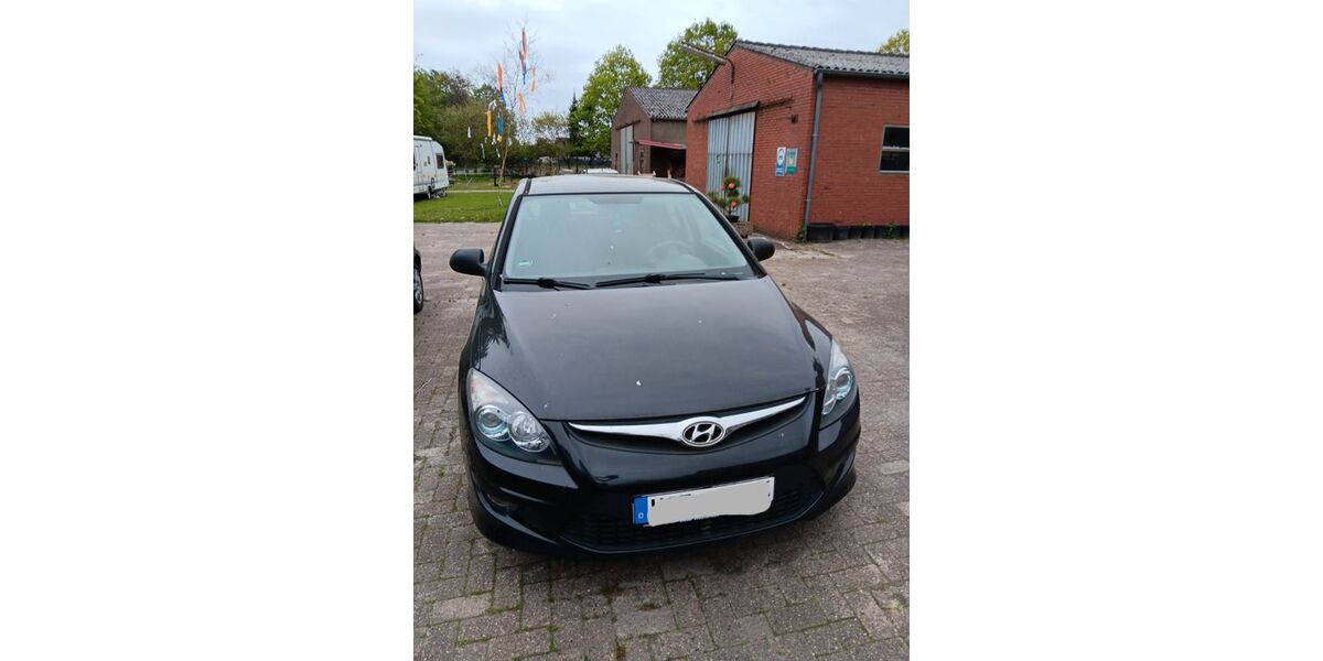 Hyundai i30 160.000 km 2.999 &euro; Uplengen 26670