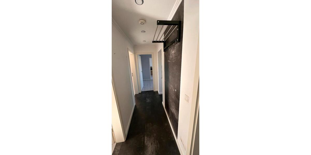 Etagenwohnung Halle (Saale) Damaschkestraße - 4 Zimmer, 74 m&sup2;, 480&euro; | Angebot:26350116
