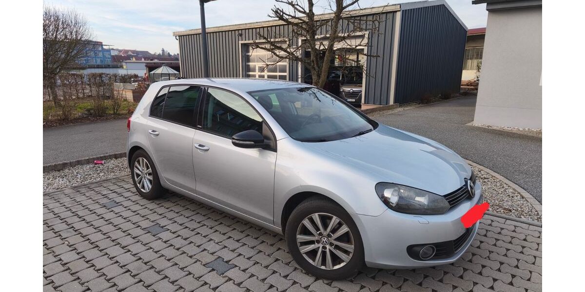 VW Golf 156.000 km 5.400 &euro; Vohenstrauß 92648