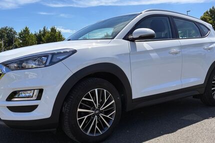 Hyundai TUCSON 49.200 km 22.200 &euro; Horneburg 21640