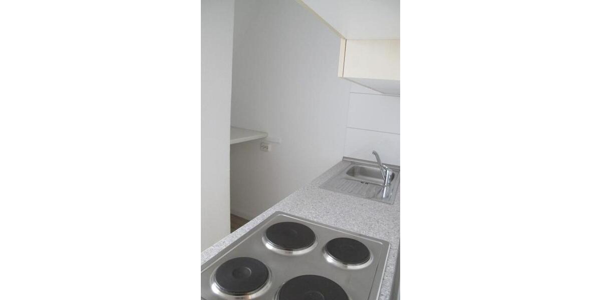 Dachgeschoßwohnung Kiel Südfriedhof - 3 Zimmer, 70 m&sup2;, 960&euro; | Angebot:26386758