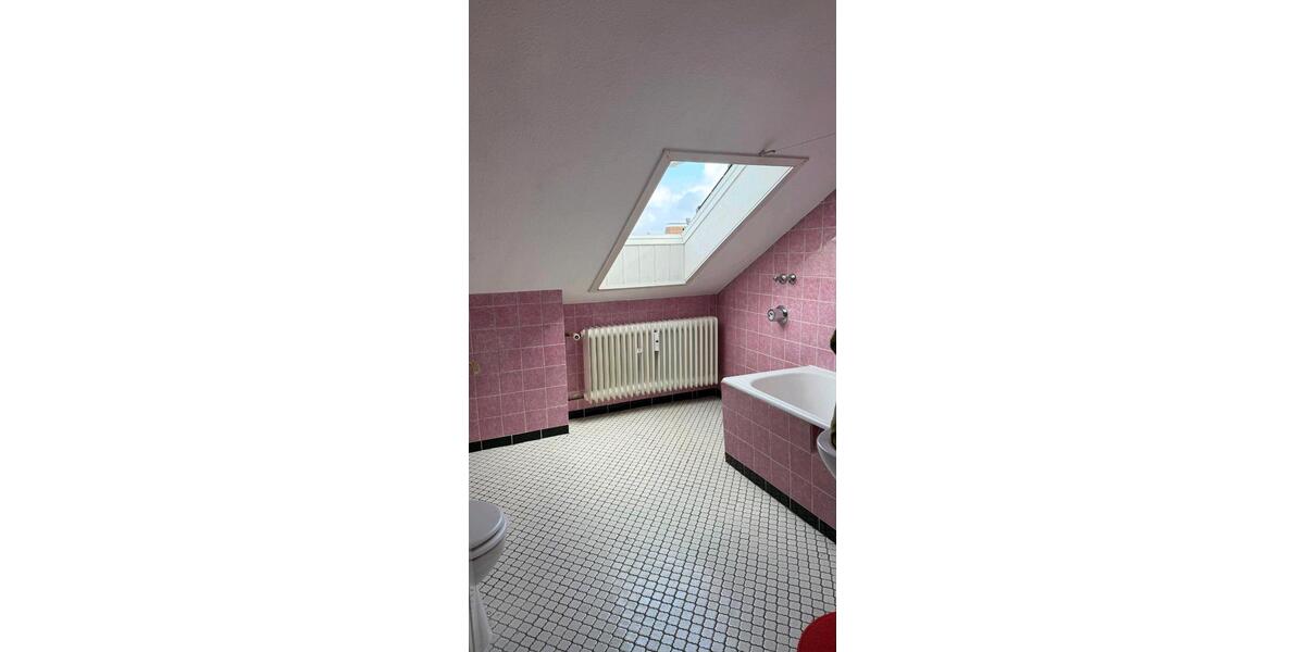 Dachgeschoßwohnung Vellmar - 2 Zimmer, 63 m&sup2;, 980&euro; | Angebot:26348427
