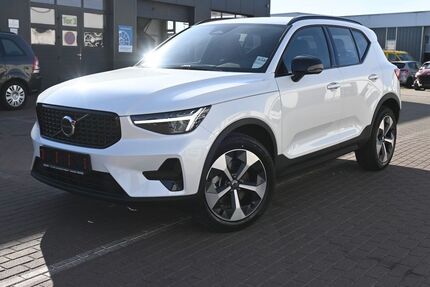 Volvo XC40 13.020 km 38.800 &euro; Jüterbog 14913