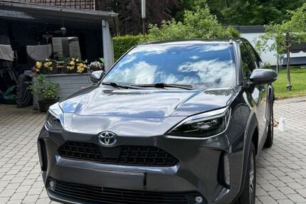 Toyota Yaris Cross 52.000 km 21.500 &euro; Henstedt Ulzburg 24558