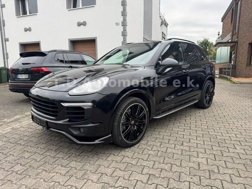 Porsche Cayenne 242.000 km 22.490 € Troisdorf 53840