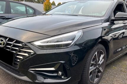 Hyundai i30 13.100 km 20.490 € Willmering 93497