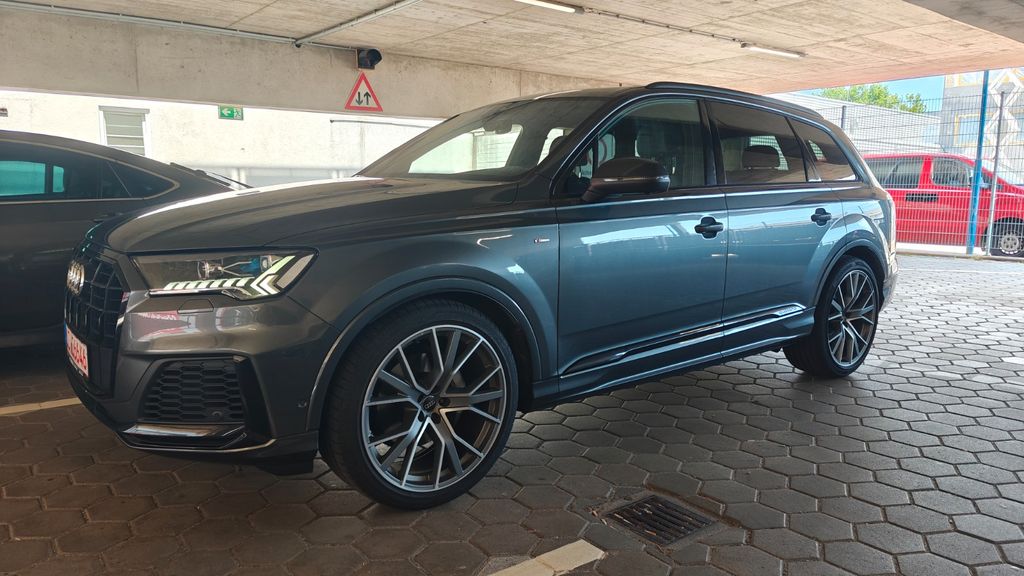 Audi Q7 89.000 km 49.990 &euro; Hamburg 22047