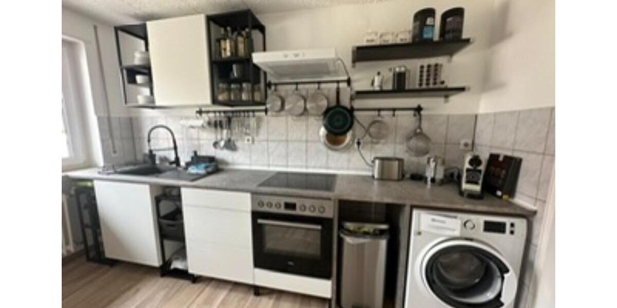 2-Zimmer Küche, Diele, Bad, Balkon zimmer