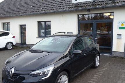 Renault Clio 40.740 km 12.785 &euro; Jaenschwalde 03197