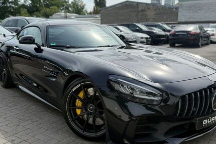 Mercedes AMG GT R