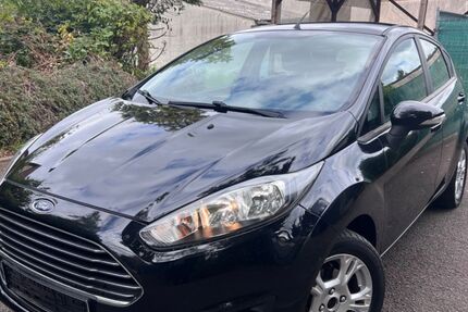 Ford Fiesta 86.000 km 5.990 € Schwalbach 66773