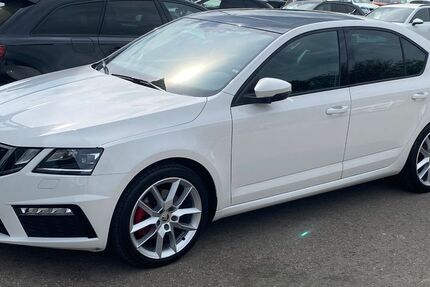Skoda Octavia 148.000 km 18.499 € Allensbach 78476