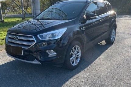 Ford Kuga 117.000 km 13.990 &euro; Ellerhoop 25373